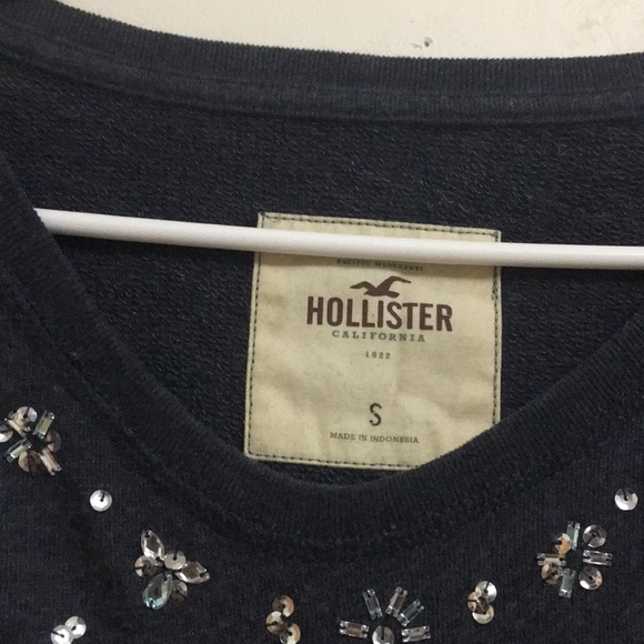 HOLLISTER CHARCOAL GREY WITH RHINESTONES - Picture 3 of 8